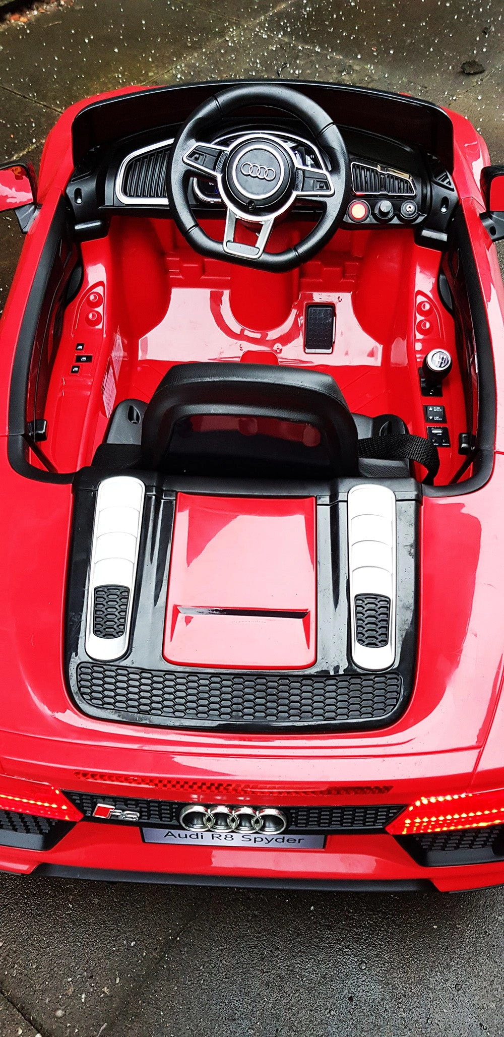 Little Dreamers Audi R8 Spyder Ride On Car with Remote Fun